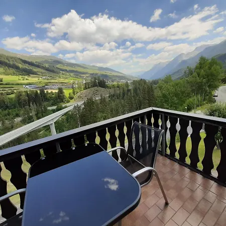 Studio Chasa La Muschna Apartment *